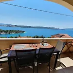 With Parking Space - 22505 Апартаменты