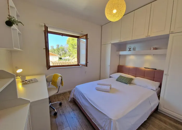 With Parking Space - 22505 Apartman *