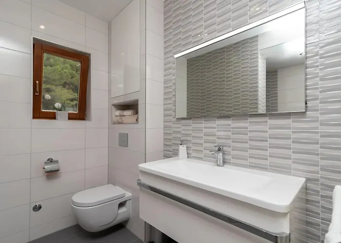 With Parking Space - 22505 Trogir